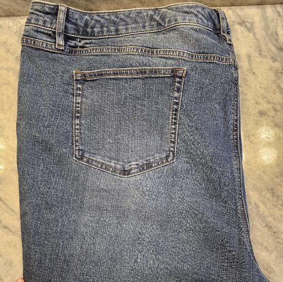 NWOT Candace Cameron Bure 30W Ladies Plus Cropped Jean Raw Tulip Hem - Picture 5 of 7
